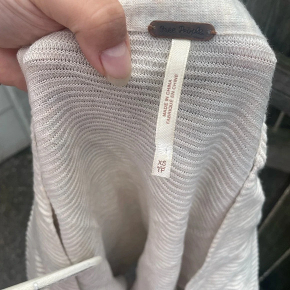 FREE PEOPLE STARMAN PULLOVER TOP - Picture 6 of 7